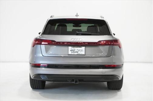2021 Audi e-tron Premium Plus