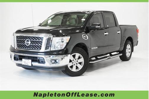 2017 Nissan Titan SV