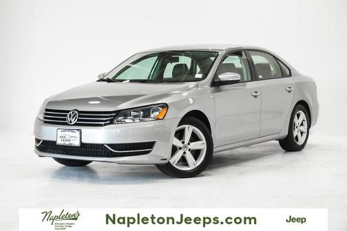 2014 Volkswagen Passat 1.8T Auto Wolfsburg Ed
