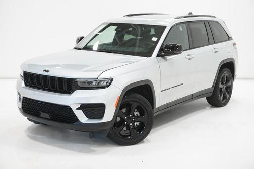 2022 Jeep Grand Cherokee Altitude