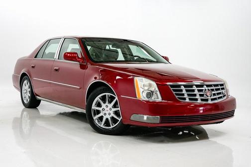 2010 Cadillac DTS Luxury Collection