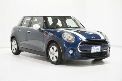 2017 MINI Hardtop Cooper