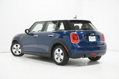 2017 MINI Hardtop Cooper