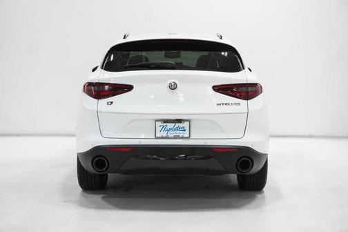 2022 Alfa Romeo Stelvio Sprint