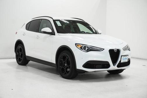 2022 Alfa Romeo Stelvio Sprint
