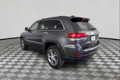 Granite Crystal Metallic Clearcoat 2021 Jeep Grand Cherokee Limited