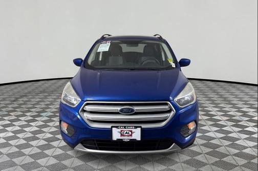 Lightning Blue Metallic 2018 Ford Escape SE