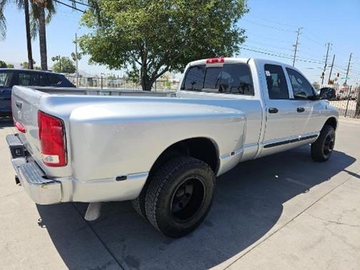 Bright Silver Metallic Clearcoat 2005 Dodge Ram 3500 Laramie
