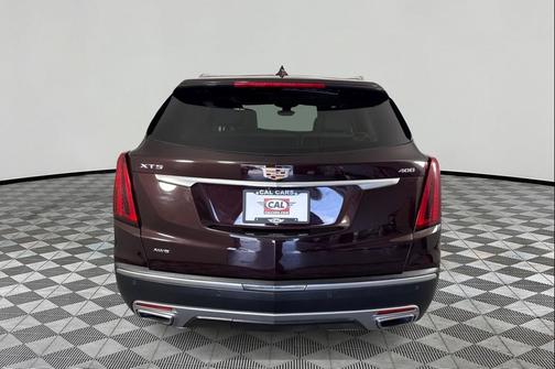 BURGUNDY 2021 Cadillac XT5 Premium Luxury