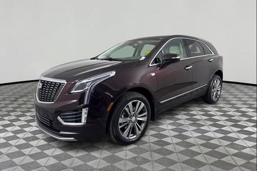 BURGUNDY 2021 Cadillac XT5 Premium Luxury