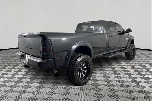 2018 RAM 3500 Tradesman Crew Cab 4x4 8' Box