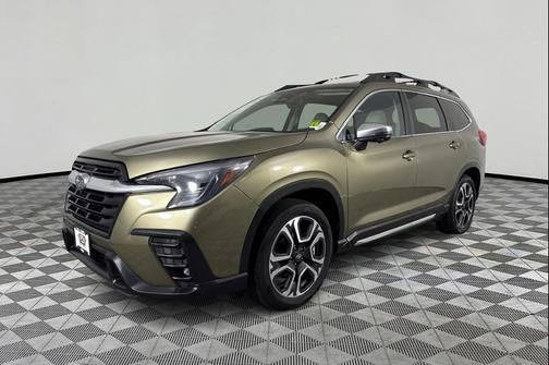 Autumn Green Metallic 2023 Subaru Ascent Limited 7-Passenger