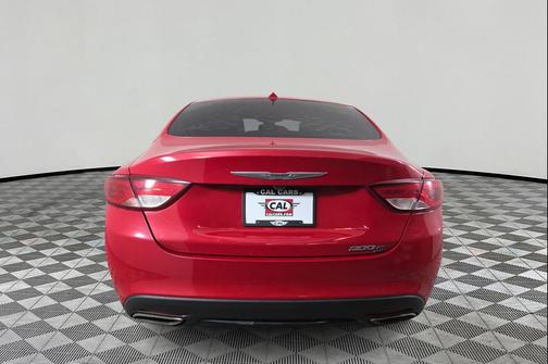 2016 Chrysler 200 S