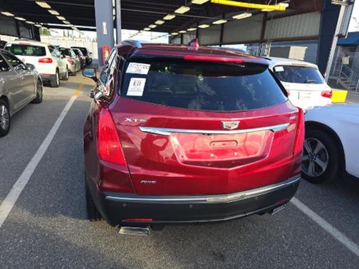 2017 Cadillac XT5 Luxury