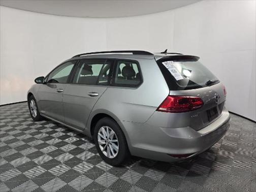 2017 Volkswagen Golf SportWagen TSI S