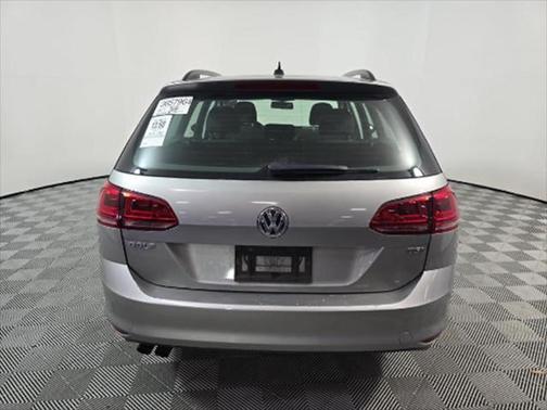 2017 Volkswagen Golf SportWagen TSI S