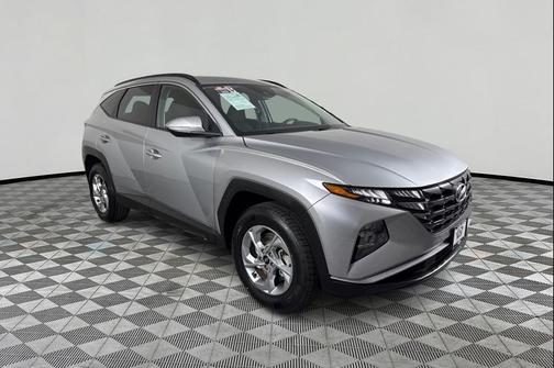 Shimmering Silver 2022 Hyundai TUCSON SEL