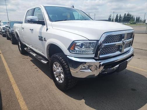 2018 RAM 2500 Laramie Crew Cab 4x4 6'4' Box