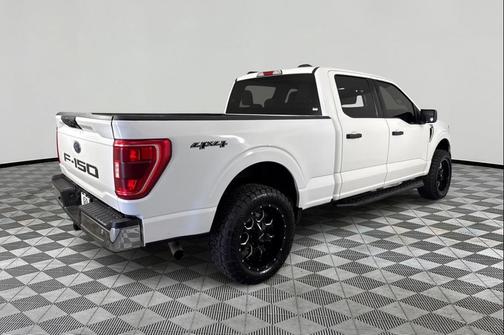 Oxford White 2023 Ford F-150 XLT