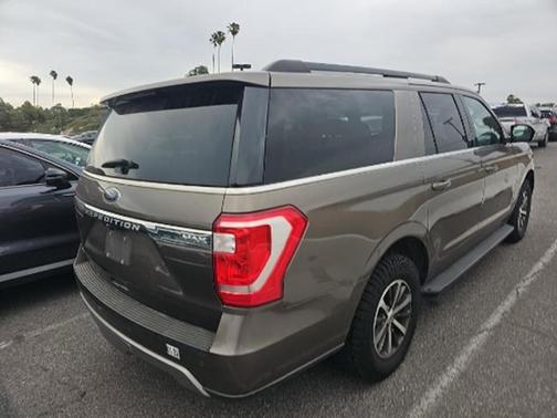 Stone Gray Metallic 2019 Ford Expedition Max XLT