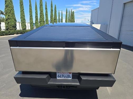 Ultra-Hard Stainless Steel 2025 Tesla Cybertruck All-Wheel Drive