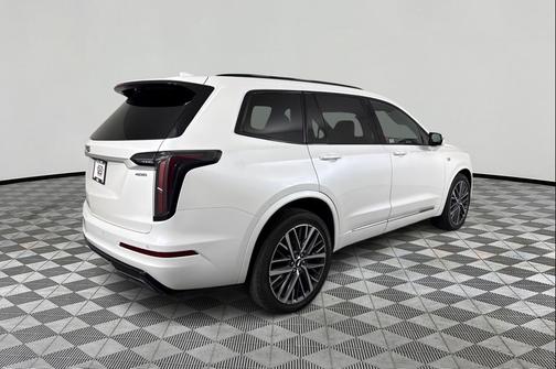 Crystal White Tricoat 2023 Cadillac XT6 Sport AWD