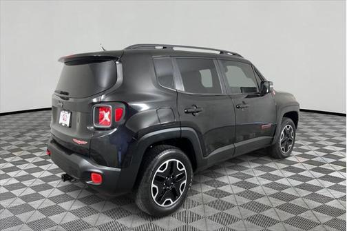 2016 Jeep Renegade Trailhawk
