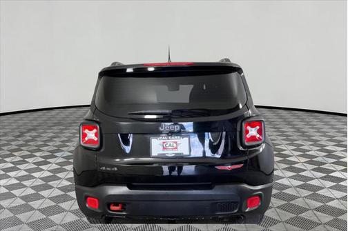 2016 Jeep Renegade Trailhawk