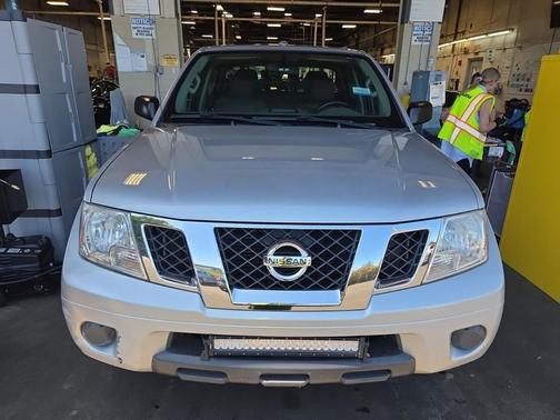 2016 Nissan Frontier SV