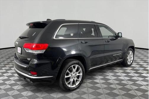 2016 Jeep Grand Cherokee Summit