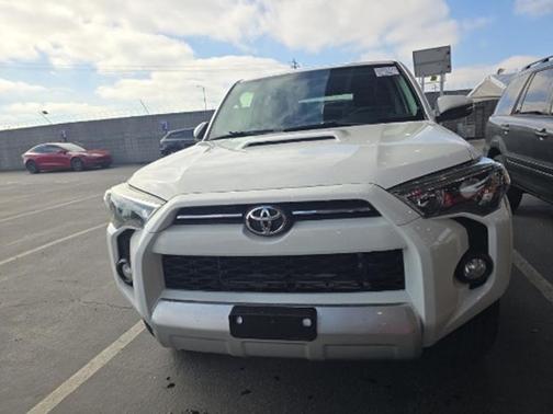 Super White 2019 Toyota 4Runner TRD Off Road Premium