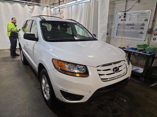 2011 Hyundai SANTA FE GLS