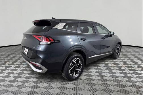 Gravity Gray 2025 Kia Sportage LX