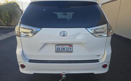 2019 Toyota Sienna SE
