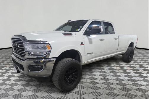2021 RAM 3500 Laramie Crew Cab 4x4 8' Box