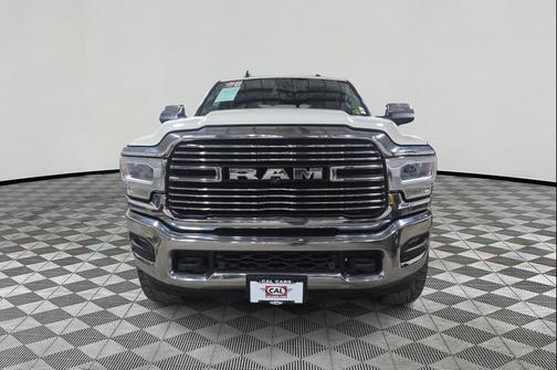 2021 RAM 3500 Laramie Crew Cab 4x4 8' Box