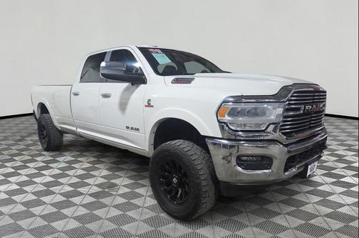 2021 RAM 3500 Laramie Crew Cab 4x4 8' Box