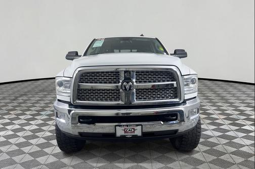 2018 RAM 2500 Laramie Mega Cab 4x4 6'4' Box