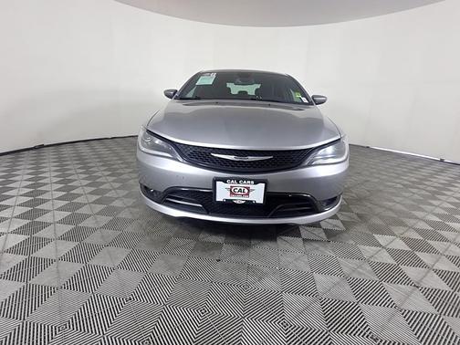 2016 Chrysler 200 S
