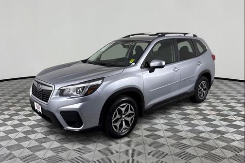 Ice Silver Metallic 2020 Subaru Forester Premium