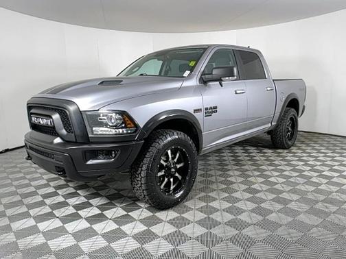 Billet Silver Metallic Clearcoat 2019 RAM 1500 SLT