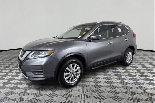 Gun Metallic 2020 Nissan Rogue SV