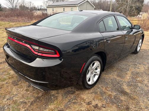 2015 Dodge Charger SE
