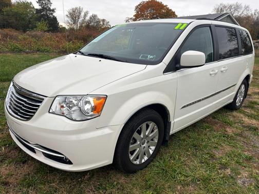 2011 Chrysler Town & Country Touring-L