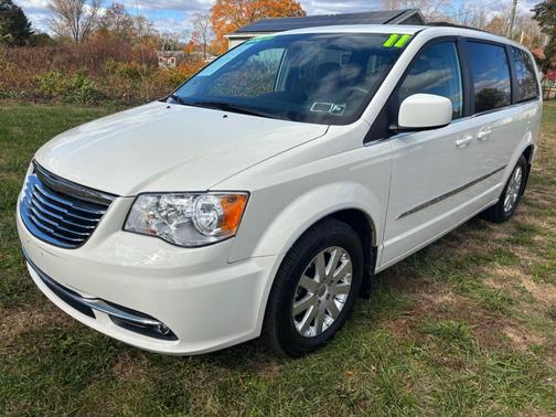 2011 Chrysler Town & Country Touring-L