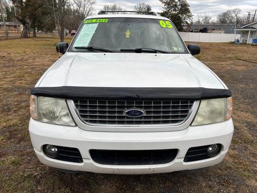 2005 Ford Explorer XLT