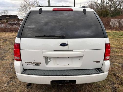 2005 Ford Explorer XLT