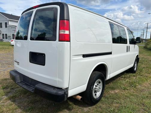 2015 Chevrolet Express 2500 Work Van