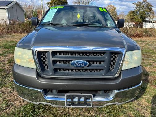 2004 Ford F-150 XLT