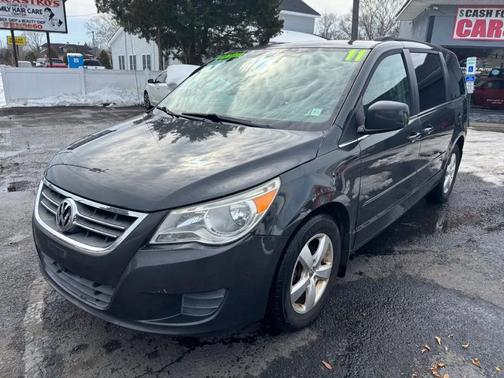 2011 Volkswagen Routan SEL